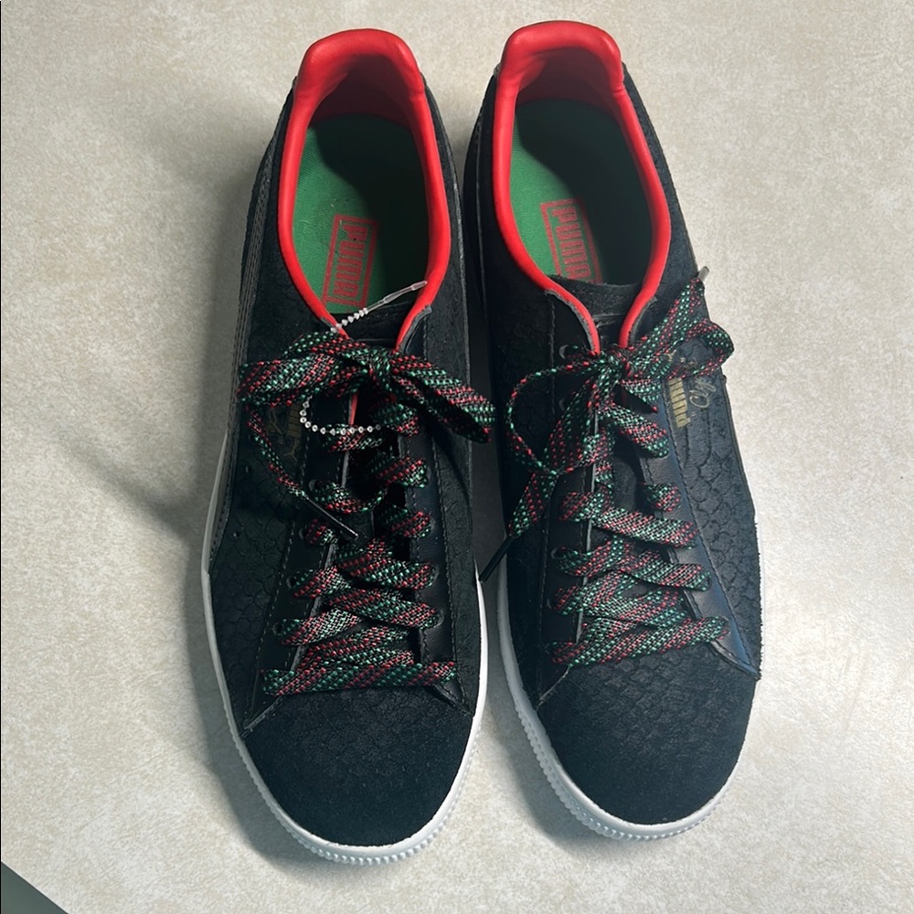 Puma Women's Black Sneakers